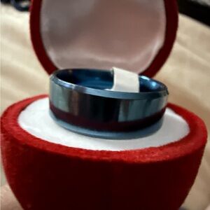 NWT Men’s Stainless Steel royal blue rings sizes 9, 10, 11 & 12 Wedding Ring
